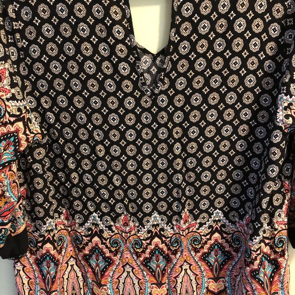 Women's blouse - Picture 6 of 6